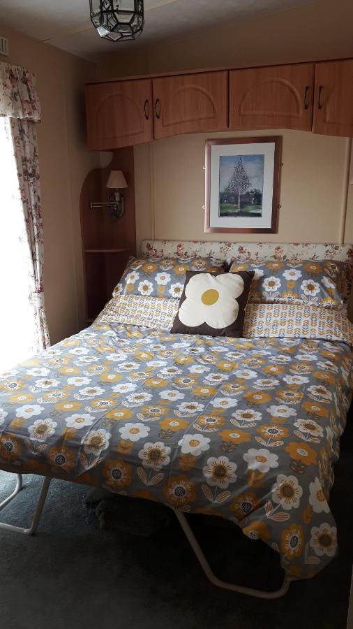 Caravan 8 Berth With Private Fishing Hotel ลินคอล์น ภายนอก รูปภาพ